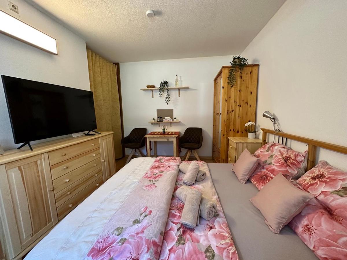 Studio Apartment Bkk Bad Kleinkirchheim Luaran gambar